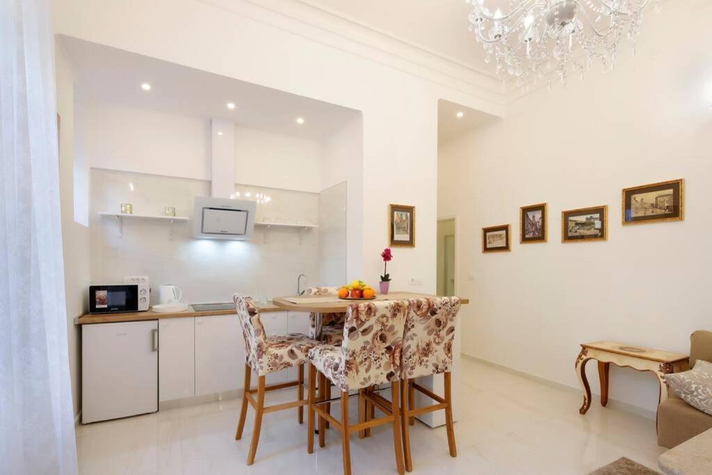 Chrystal Apps Integral Apartment Rijeka Ngoại thất bức ảnh