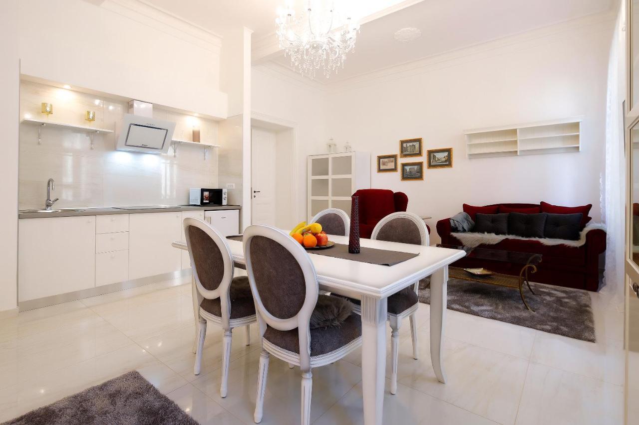Chrystal Apps Integral Apartment Rijeka Ngoại thất bức ảnh